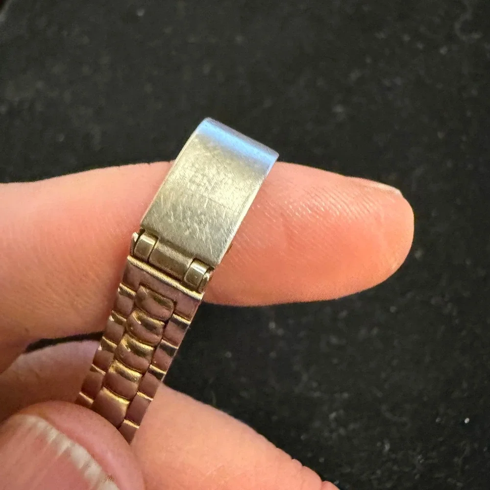 Advance working watch